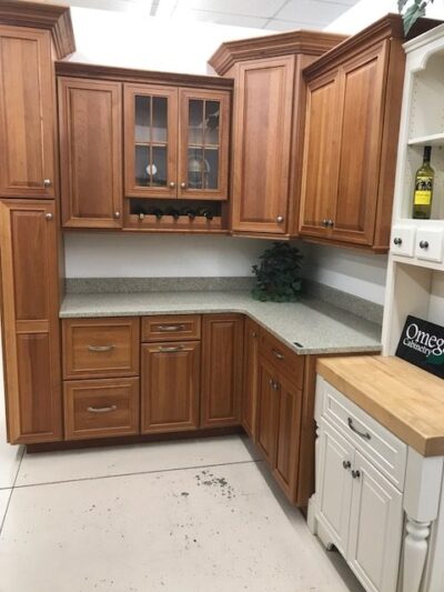 Kitchen Cabinet Outlet Waterbury
